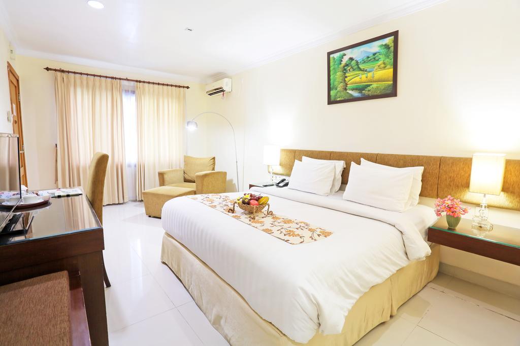 Villa Country Residence Surabaya Exteriör bild